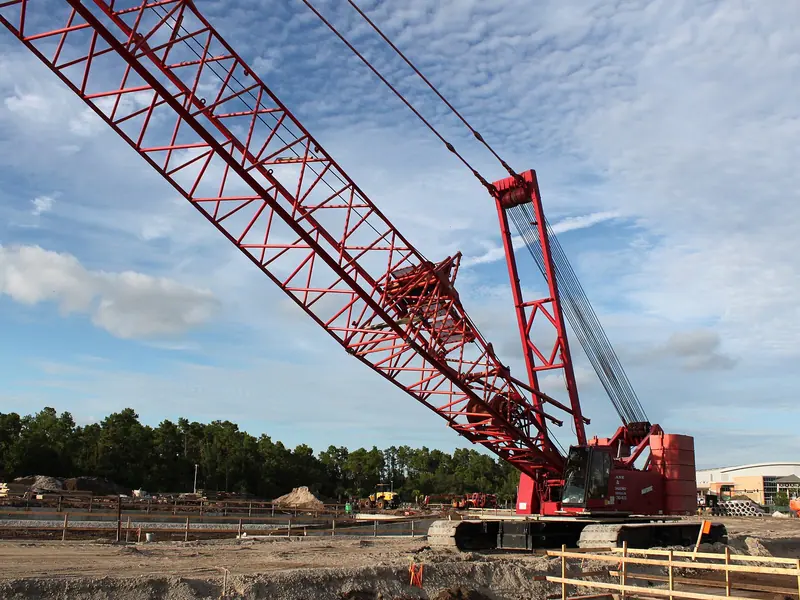 Manitowoc crawler crane at a construction site